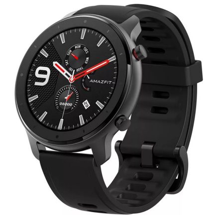 Remy's smart watch in black